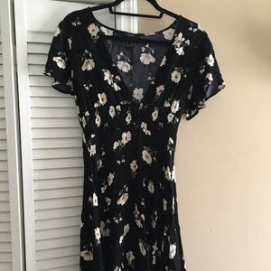 Floral black forever 21 dress